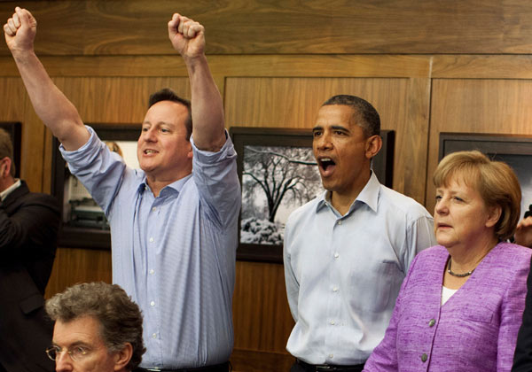 UK's Cameron basks in Chelsea's triumph
