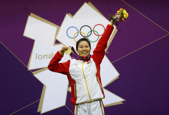 Yi Siling wins first gold of London Olympics