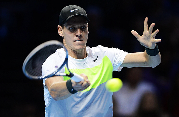 Berdych beats Tsonga to revive London hopes