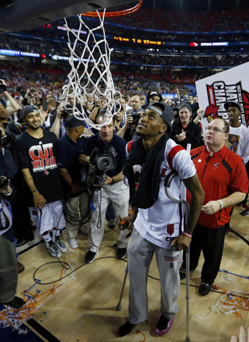 Louisville wins NCAA championship