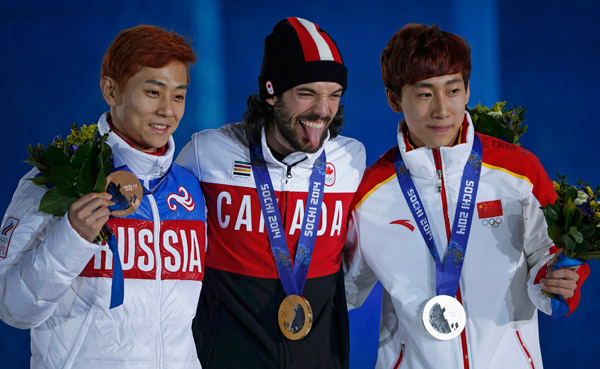 China takes first Sochi medal on short track