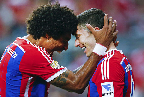 Bayern restore order with 4-0 drubbing of Paderborn