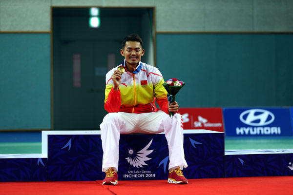 'Super Dan' defends Asiad title in all-Chinese final
