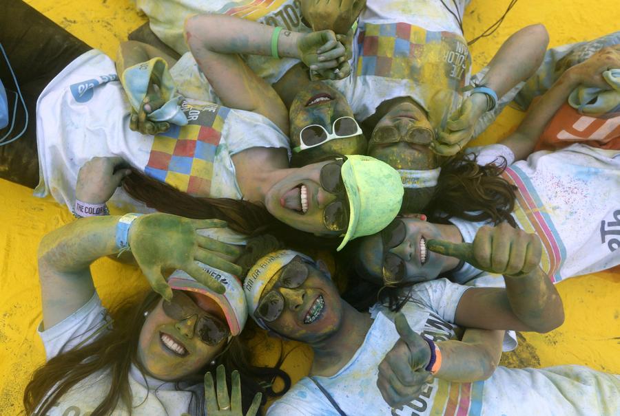 Run or dye - Color Run in Bogota