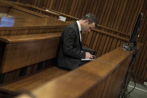 Oscar Pistorius: Trial continues