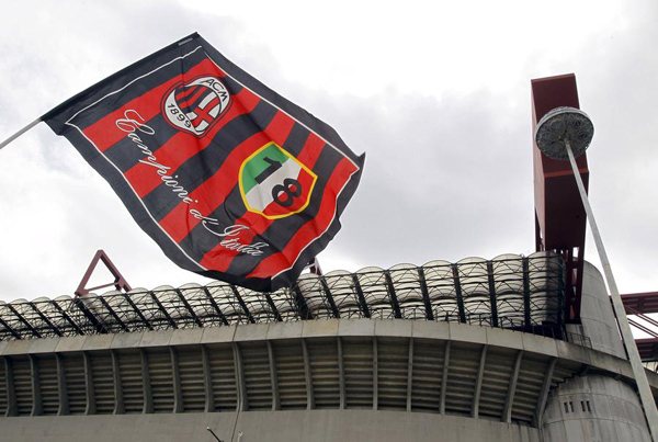 Berlusconi accepts offer for AC Milan from Chinese consortium