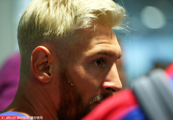 Lionel Messi makes fashion statement, goes platinum blonde |Stars|