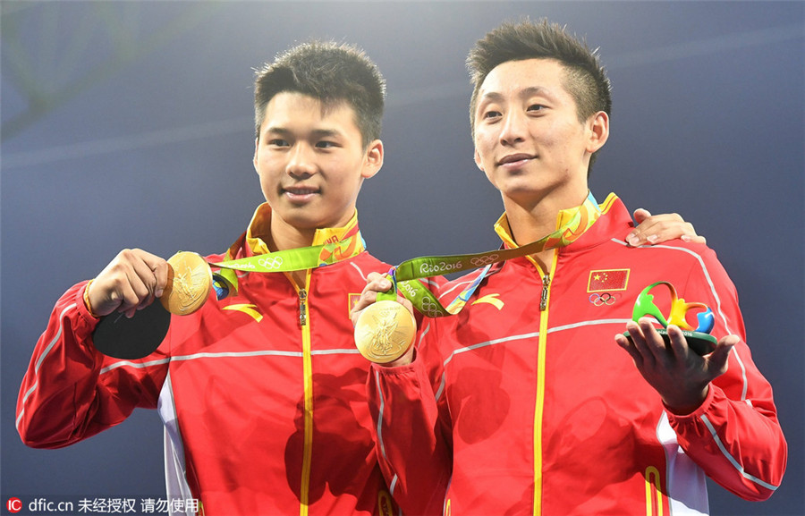La paire chinoise Aisen-Yue titrée à 10m - L'Équipe