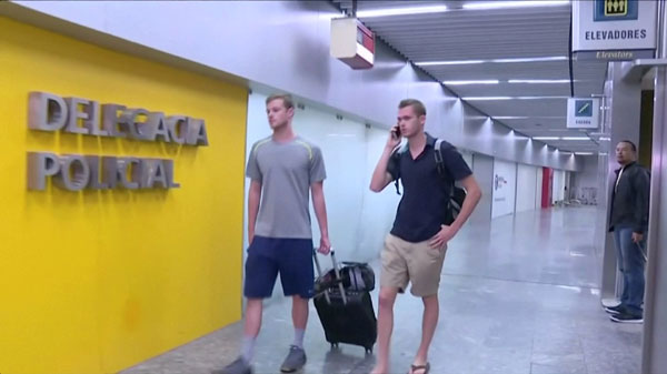 Brazil police pull US swimmers from flight amid robbery probe