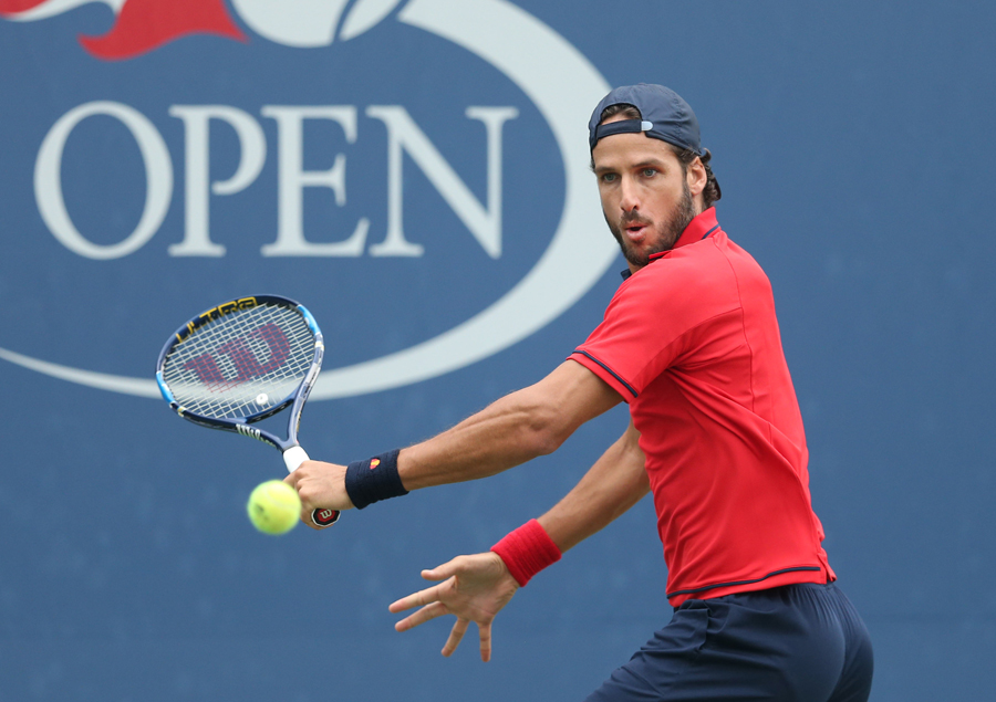 Highlights of day four of the 2016 US Open tournament