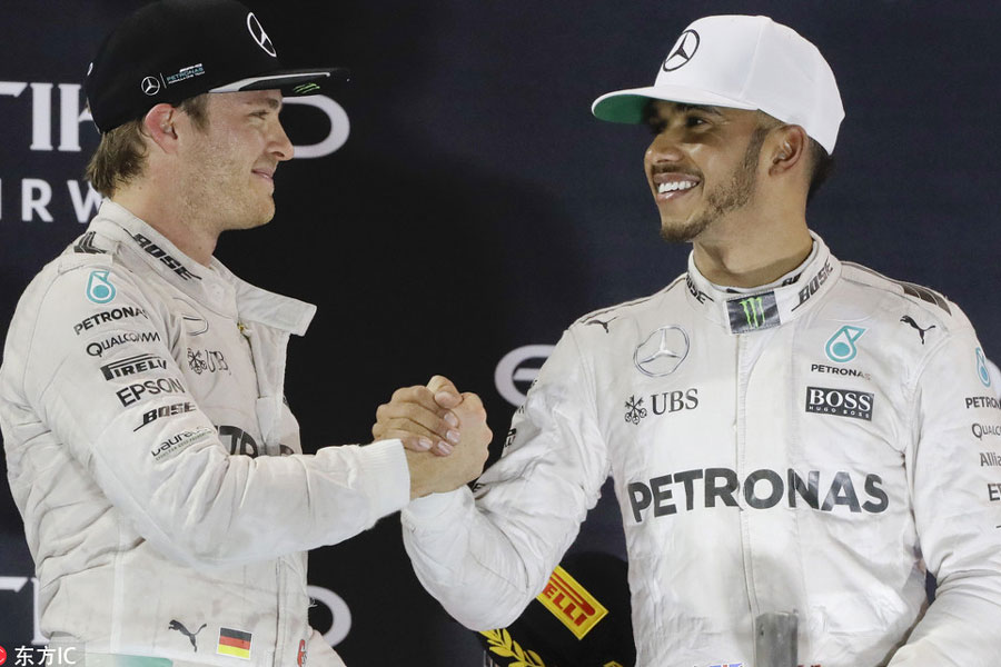 Rosberg takes Formula One title from Hamilton