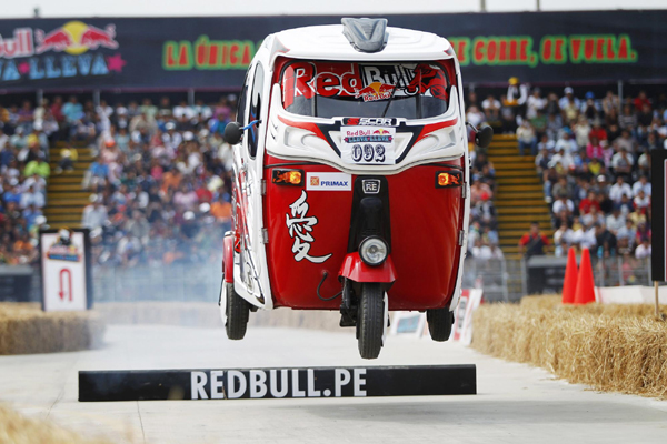 Three-wheeled taxi vehicle race in Peru