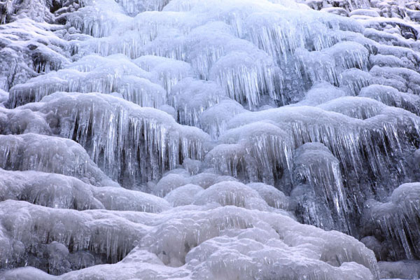 Frozen waterfall at Huangshan