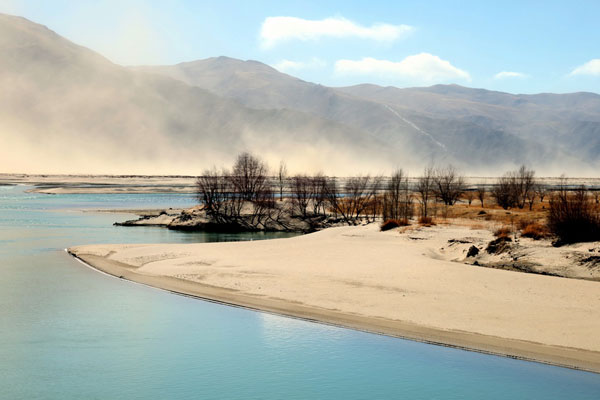 Tibet through the Lens - Mountains and Rivers