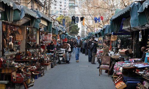 Antique Hunt in Shanghai