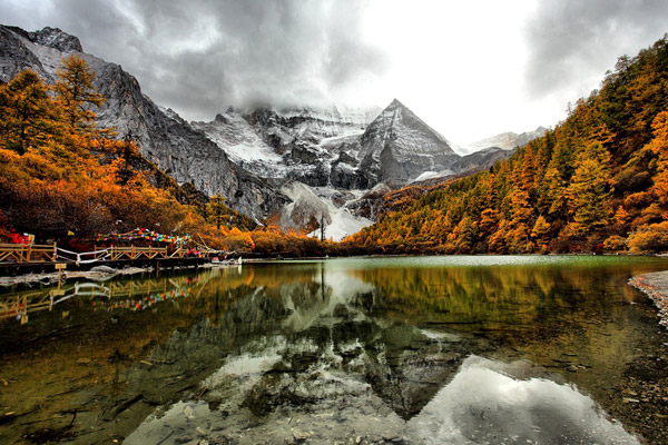 Picturesque scenery of Daocheng