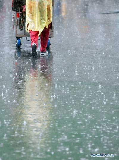 Continuous rainfall hits E China