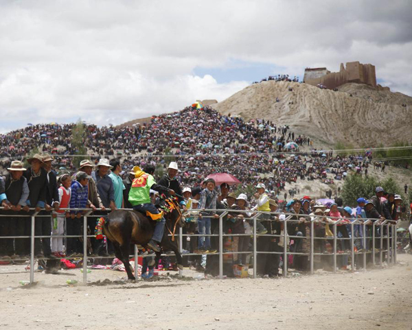 Dama festival kicks off in Gyangze, China's Tibet