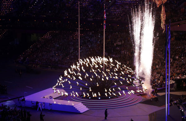 Highlights of London Olympic closing ceremony