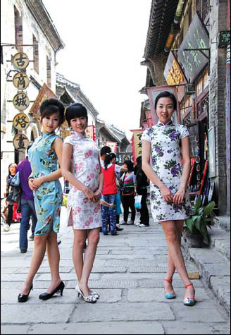 City renowned for long silk tradition