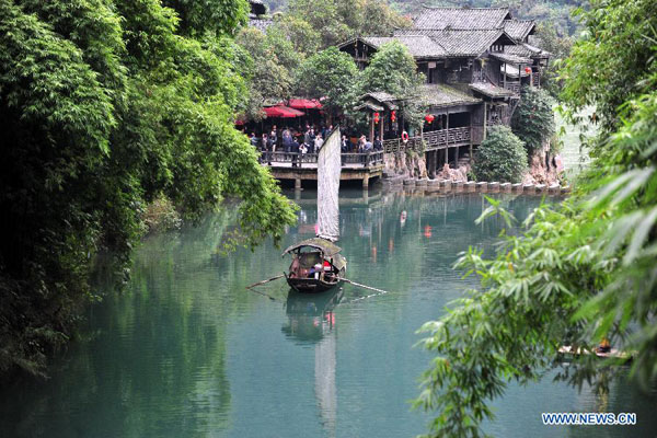 Three-Gorges Tribe Scenic Spot attracts tourists in C China