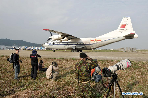 Highlights of 9th China Int'l Aviation and Aerospace exhibition