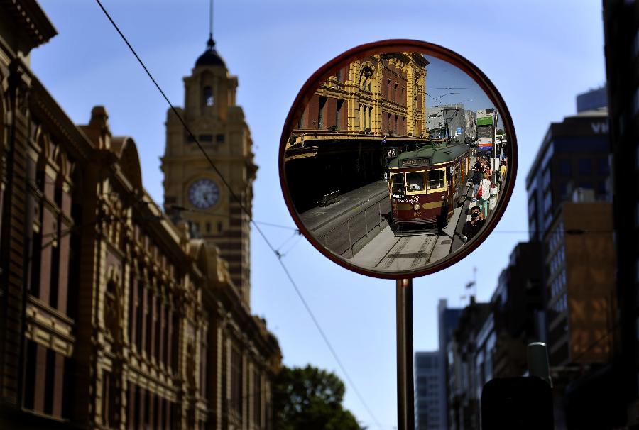 Experiencing sights of Melbourne by heritage trams