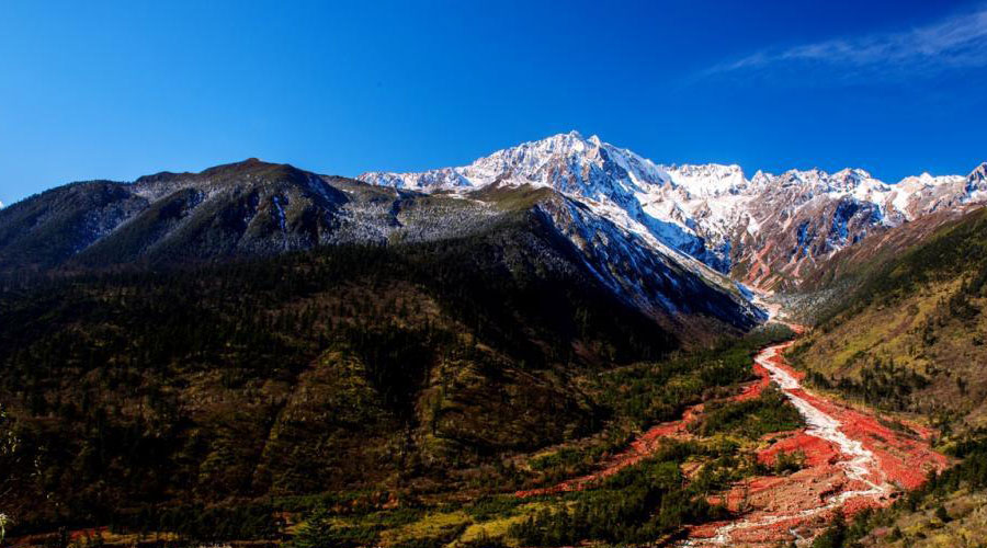 Picturesque Ganzi through lens