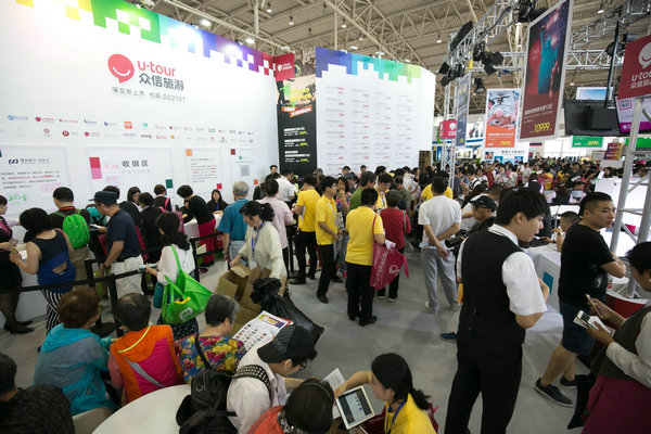 Expo entices crowds with intriguing destinations