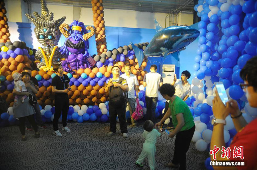 Asia's largest 4D balloon exhibition opens in Tianjin