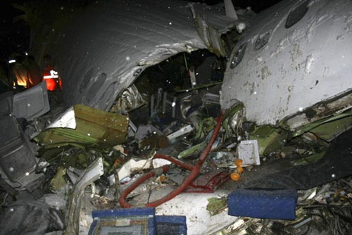 At least 70 killed in Iranian passenger plane crash