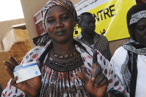 Millions vote for S Sudan's new chapter