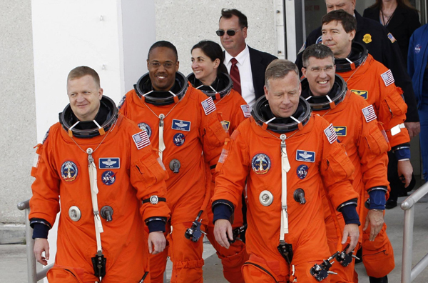 Shuttle Discovery lifts off for last space flight