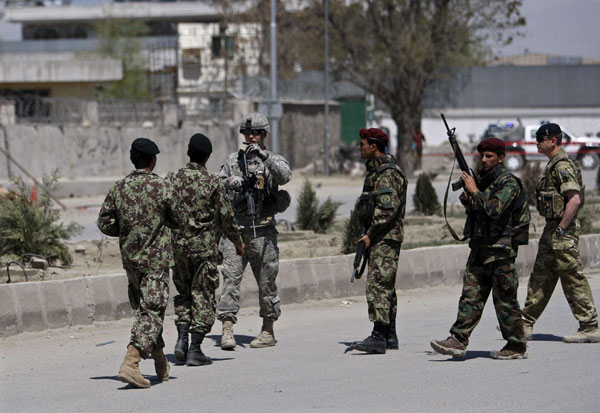 2 killed in Afghan defense ministry attack