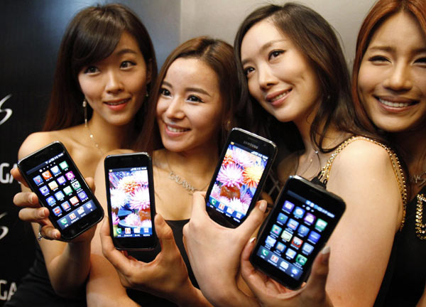 Apple sues Samsung over Galaxy phones, tablets