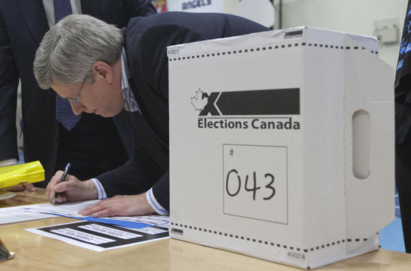 Canada's Conservatives win majority