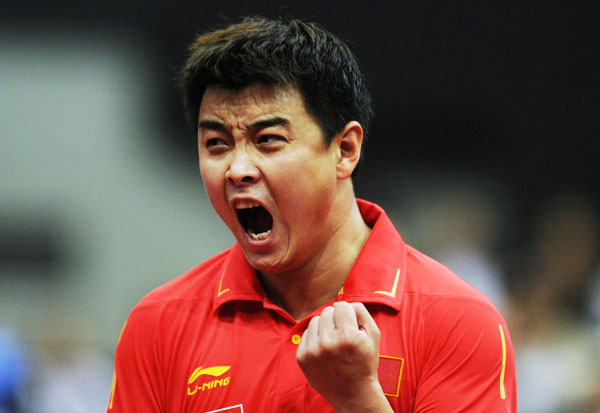 Wang Hao wins tough game to reach quarters