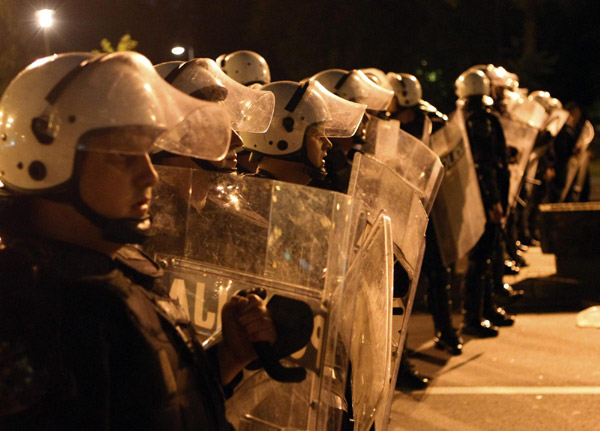 Serbian police detain 180 in pro-Mladic protest
