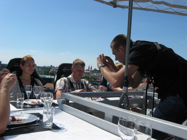 People enjoy 'dinner in the sky' in Estonia