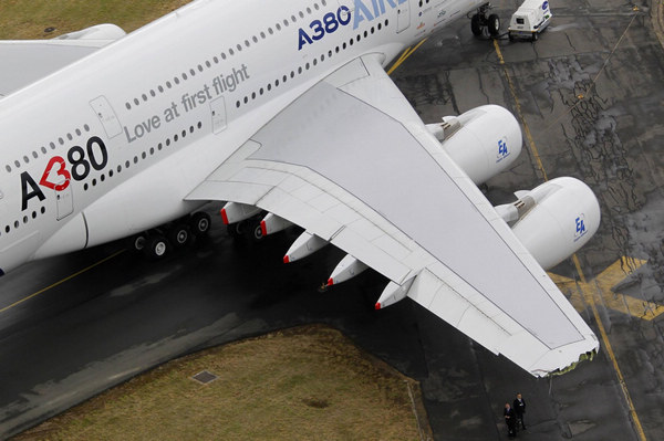 Airbus superjumbo A380 grounded at Paris Air Show