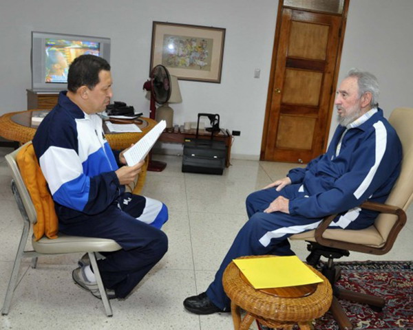 Chavez meets with Cuba's Castro