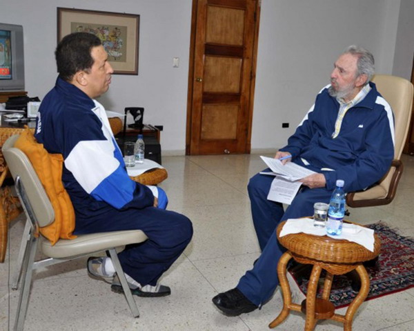 Chavez meets with Cuba's Castro