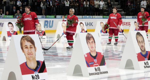 Russia mourns hockey players killed in plane crash