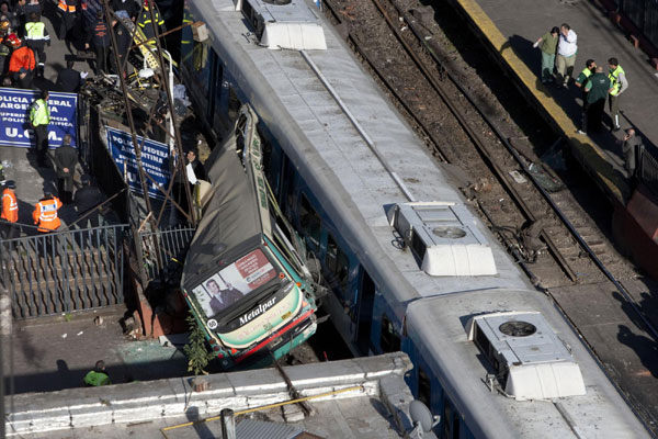 9 dead, 214 hurt in Argentina bus-train crash