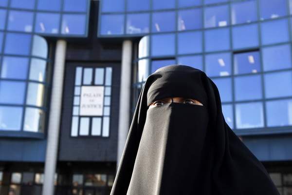 French court hands down 1st 'burqa ban' fines