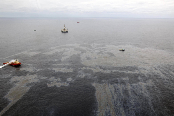 Brazil opens probe into US oil giant on oil spill