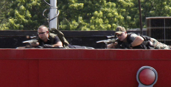 Gunman shoots self after hostage released in US