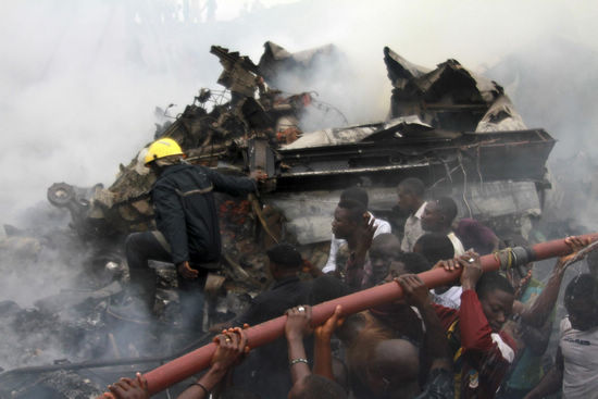 Plane crash in Nigeria kills all 147 on board
