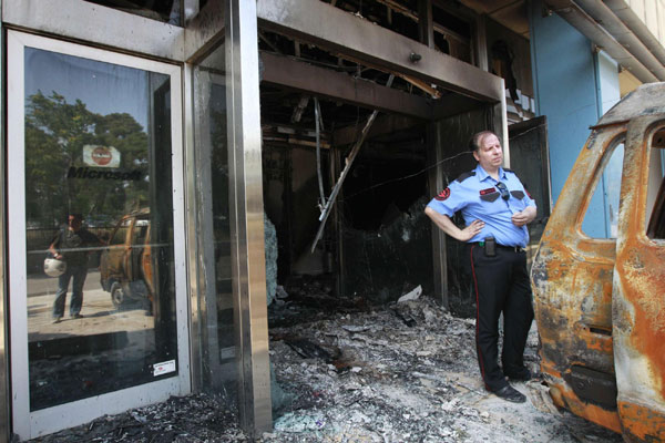 Gunmen attack Microsoft HQ in Athens