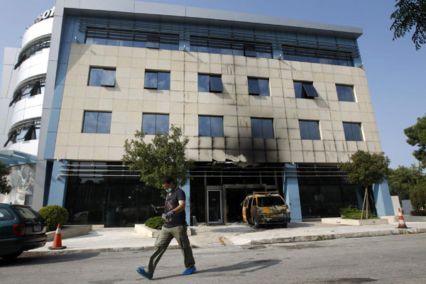 Gunmen attack Microsoft HQ in Athens